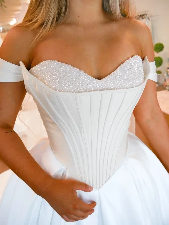 Bijela Bridal Collection Antoinette #1 Candlelight thumbnail