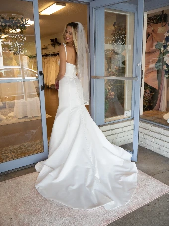 Bijela Bridal Collection Jade in Satin #1 Candlelight/Ivory thumbnail