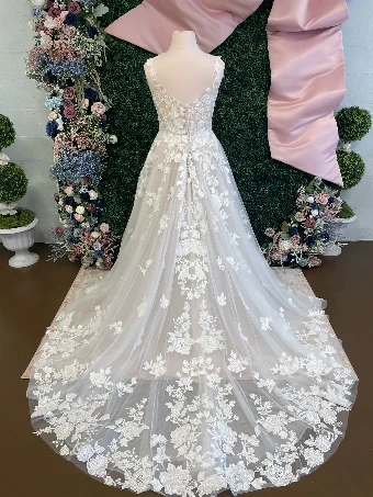 Bijela Bridal Collection Lyric #1 Ivory/Cashmere thumbnail