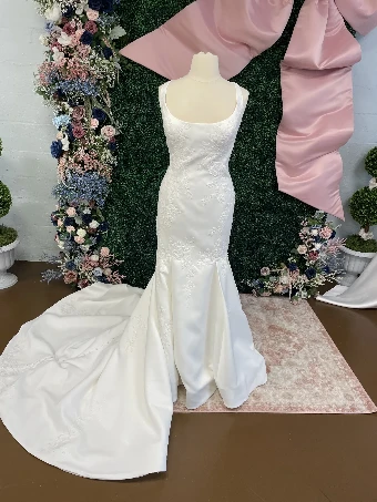 Bijela Bridal Collection Hillary #1 Ivory thumbnail