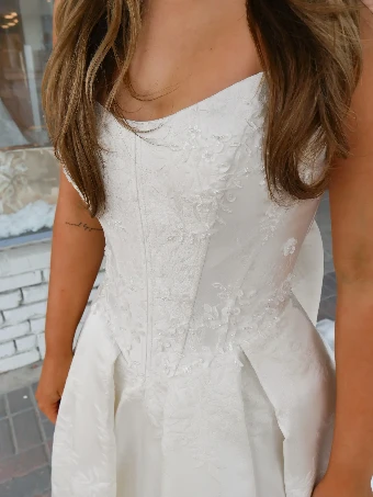 Bijela Bridal Collection Ivana #0 Ivory thumbnail