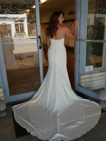 Bijela Bridal Collection Ashlyn #3 Diamond White thumbnail